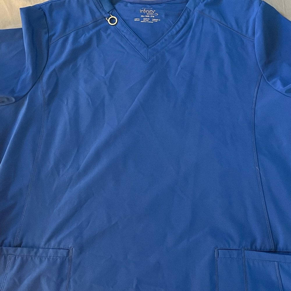 Cherokee Infinity scrub top